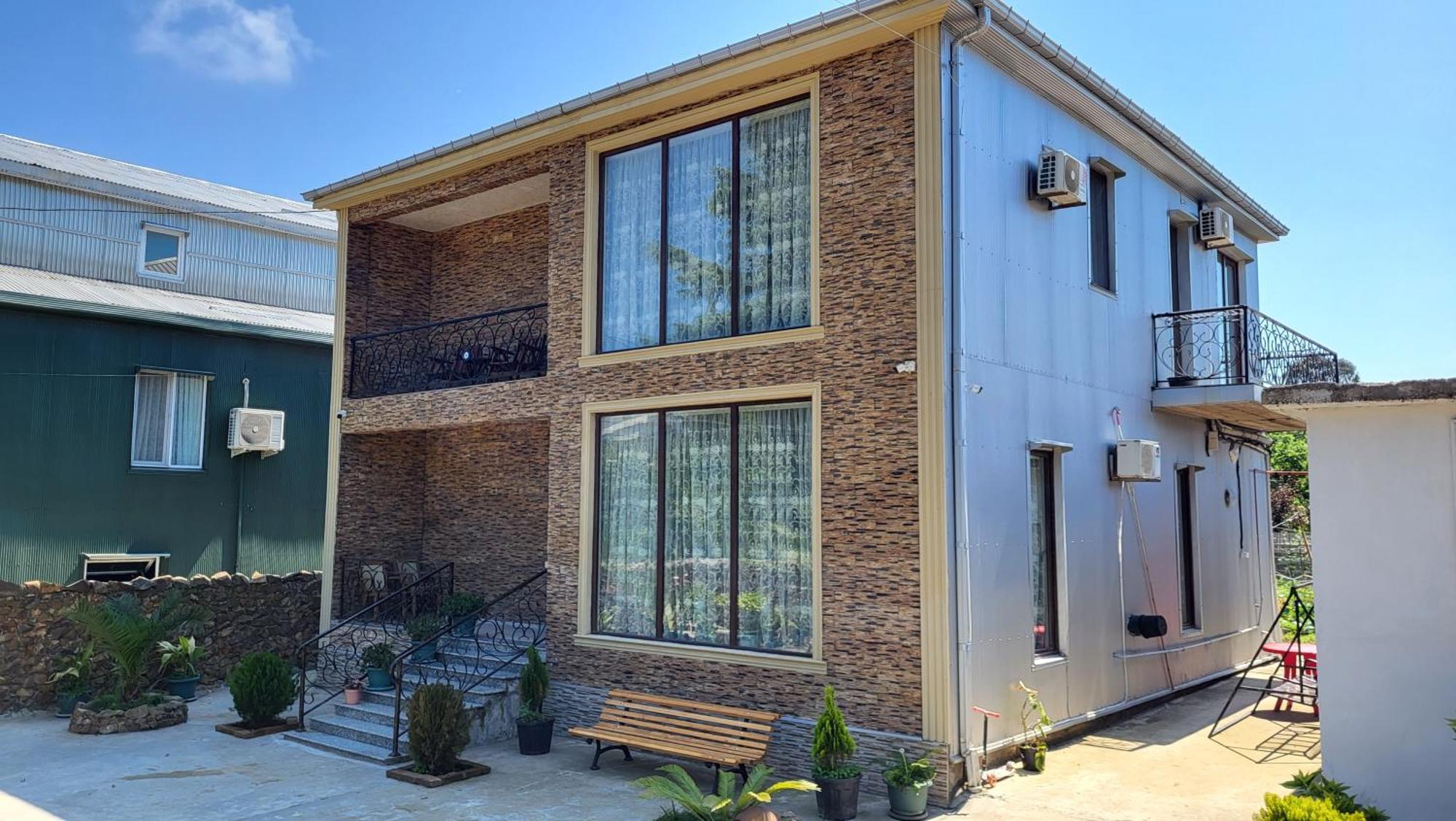 Guesthouse Gocha Beridze 巴统 外观 照片