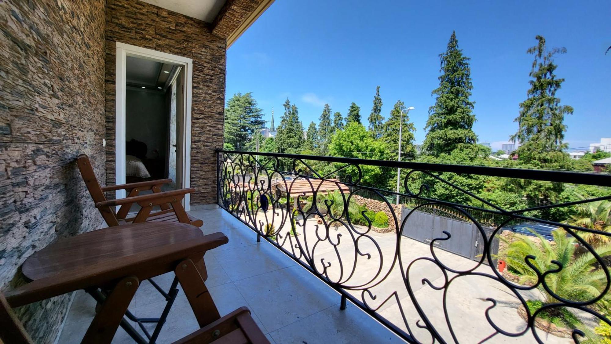 Guesthouse Gocha Beridze 巴统 外观 照片